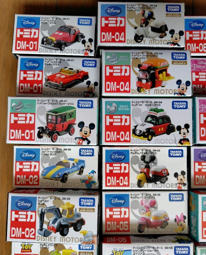 【未開封】ディズニーモータース　DM-01〜DM-32　90個　まとめ売り