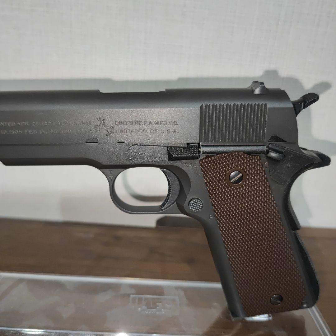 東京マルイ ガスブローバック M1911A1 スペアマガジンつき