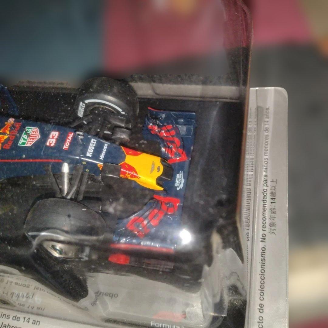 Red Bull RB12 Max Verstappen 2016 冊子付き