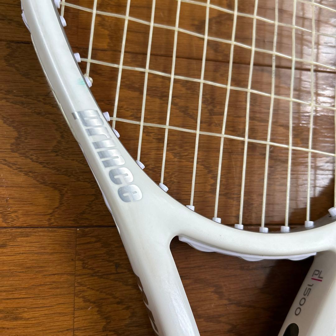 Prince EMBLEM ホワイト テニスラケット　　　120 グリップ2