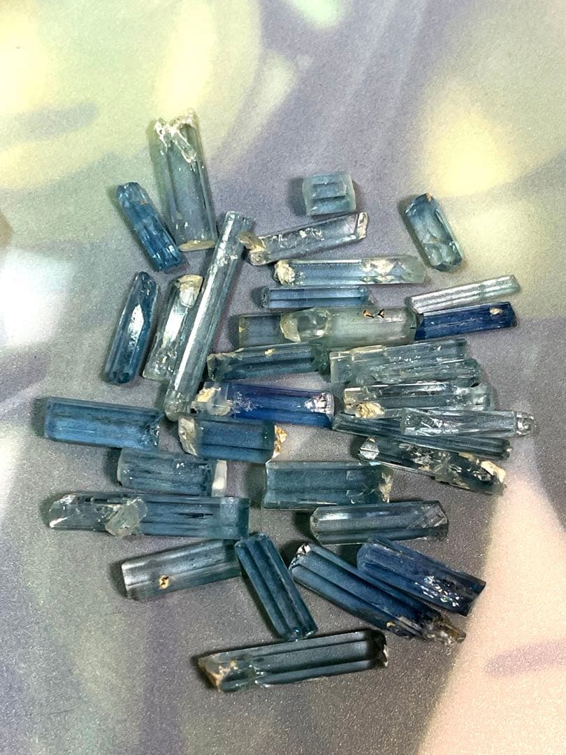 超クリア アクアマリン 原石 重さ：52.90ct 32点セットベトナム産