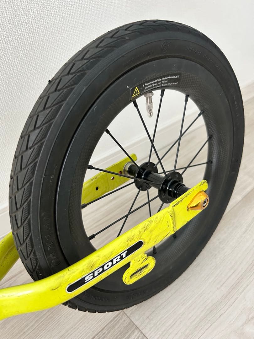 ストライダー14x カーボンカスタム