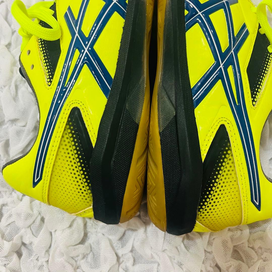 asicsアシックス デスタッキDESTAQUEフットサルシューズ6J 24.5