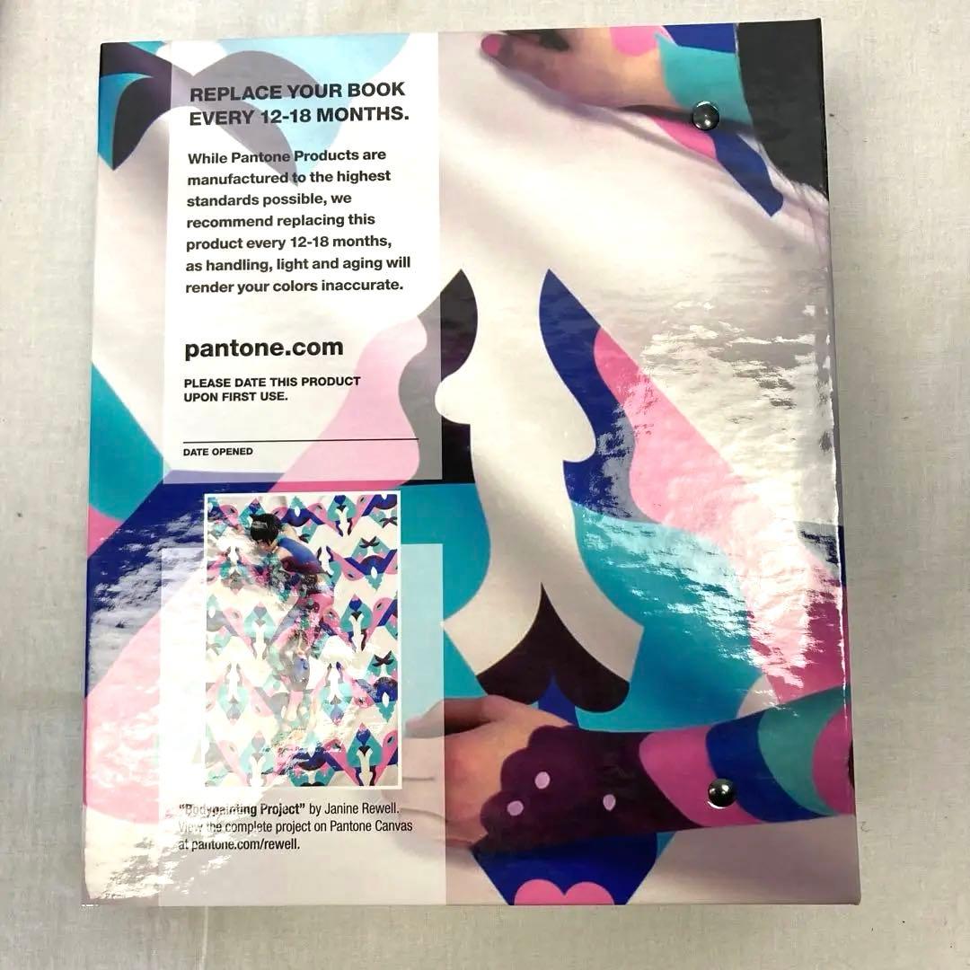 1214パ PANTONE SOLID CHIPS 色見本 パントン