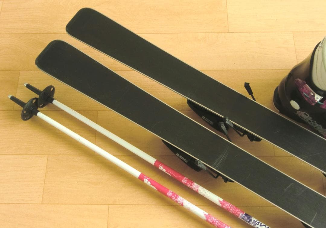 ■■送料無料■ジュニア用スキーフルセット■板130靴23■WAX済■女の子■■