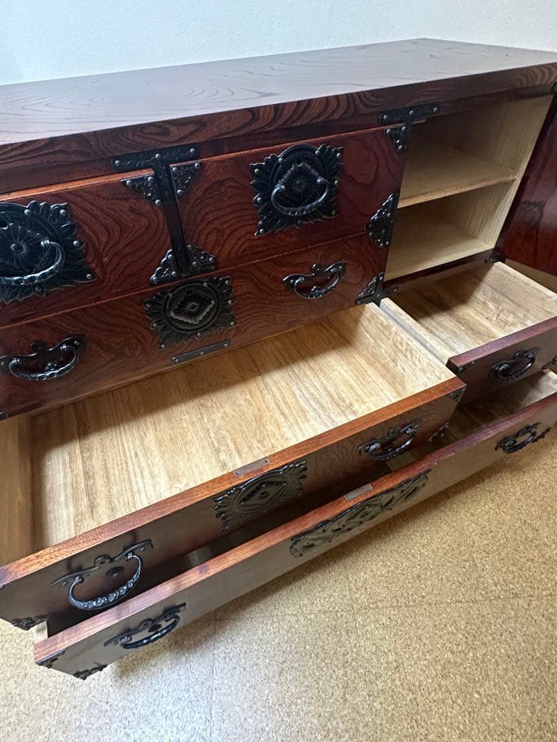 岩谷堂箪笥 伝統工芸品 和箪笥 チェスト 南部鉄器金具付き