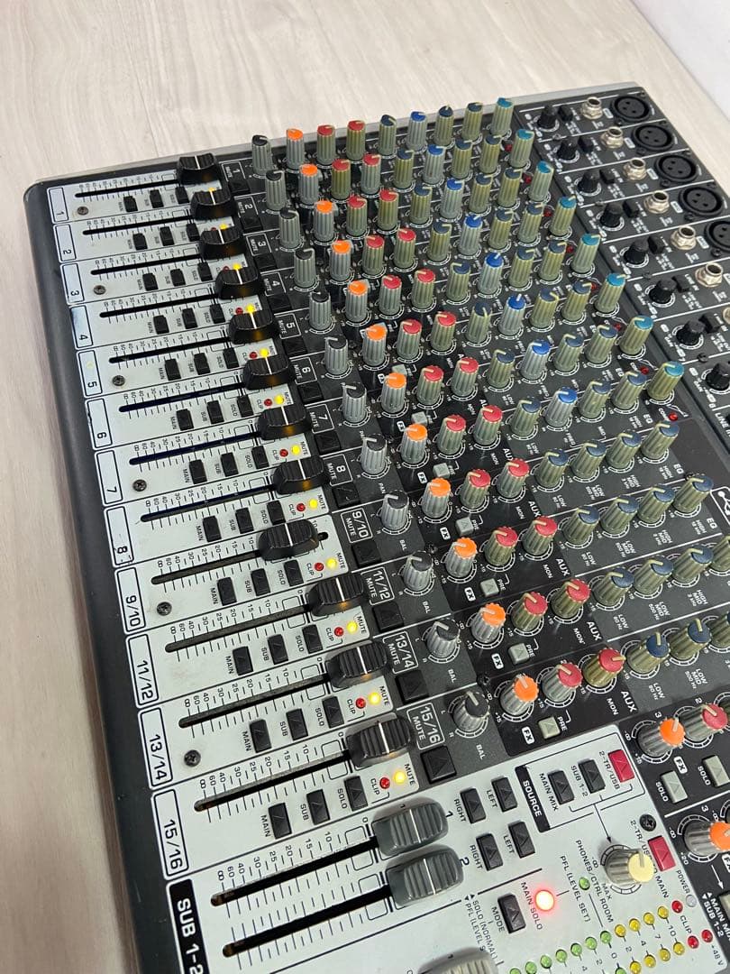 即日発送　BEHRINGER XENYX X2222USB ミキサー