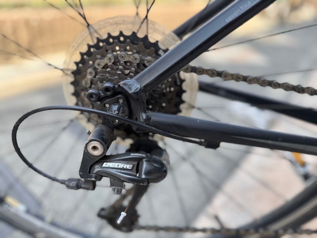 は*る様 【定価8.3万円】マットブラックTrek 大阪府引き取り可能な方限定