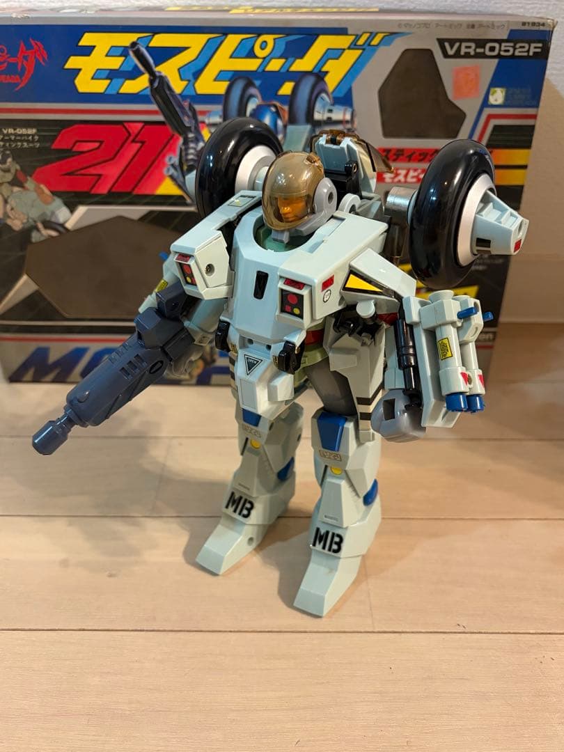 モスピーダ VR-052F 変形ロボット