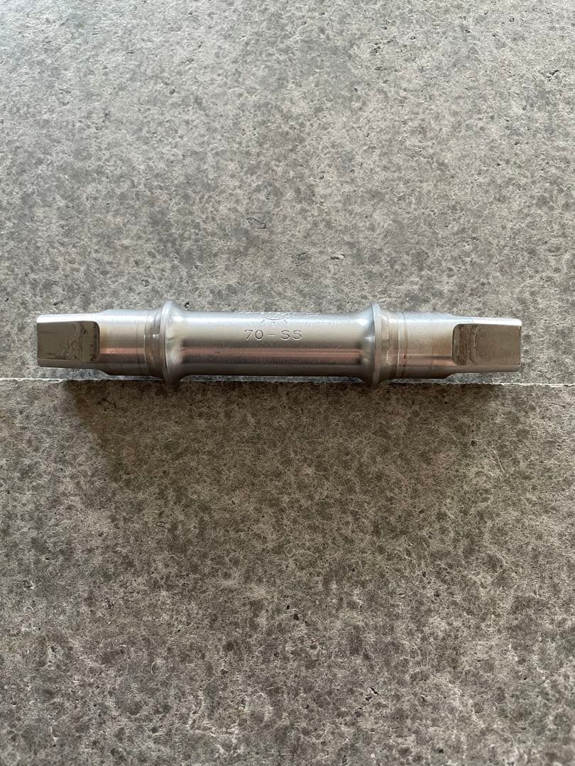 も*i様 Campagnolo カンパニョーロ BB ボトムブラケット 軸