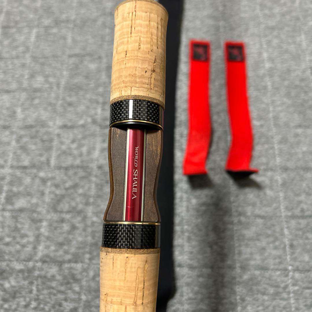 ワールドシャウラ2704r