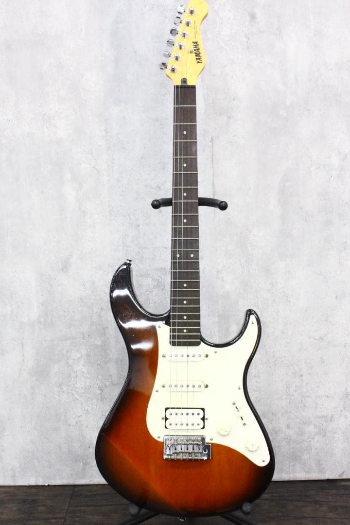 ▲YAMAHA/ヤマハ エレキギター YGS112T 弦楽器