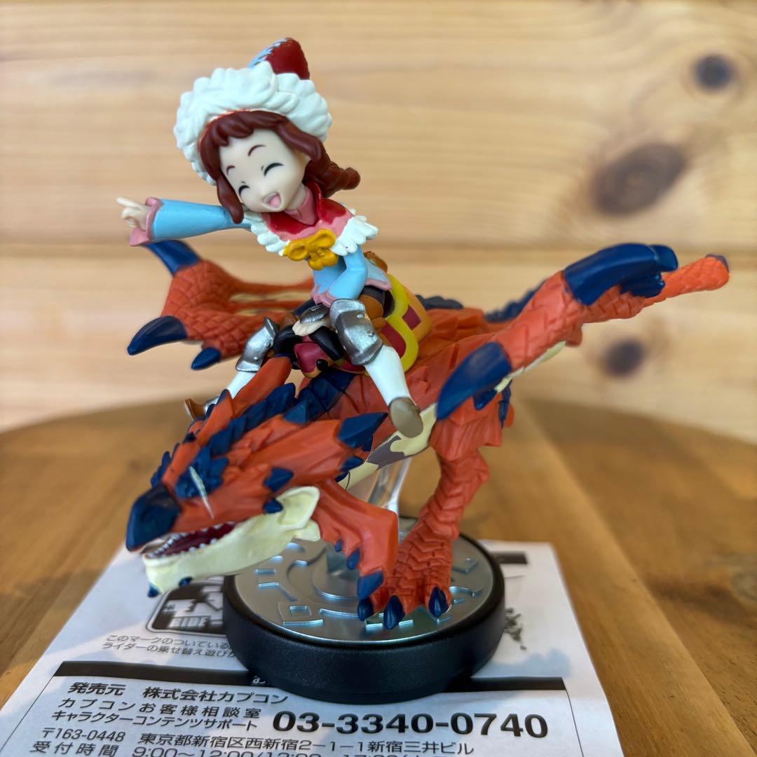 モンスターハンターストーリーズ amiibo 隻眼のリオレウス＆ライダー 女の子