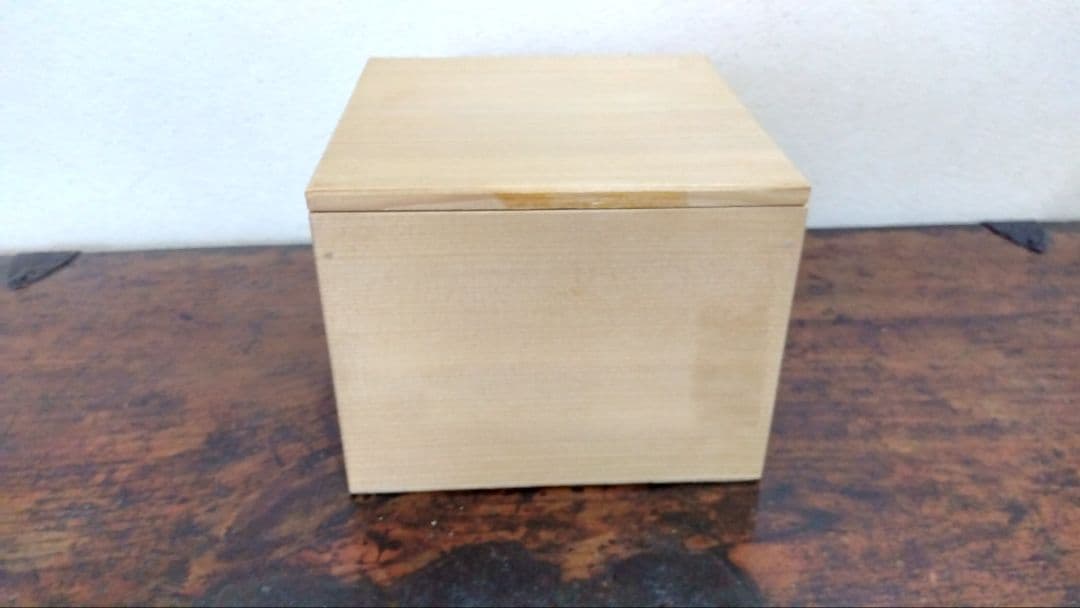 李朝(後期)青磁しのぎ茶碗