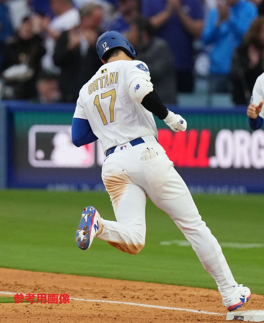 【正規品】限定ゴールドユニフォーム 大谷翔平ベッツフリーマン３点セット Ｓサイズ