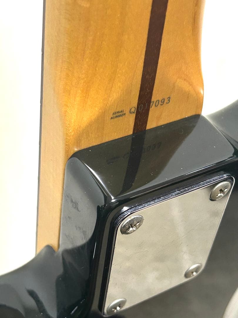 Fender Japan エレキベースギターPB-43. BLK custom