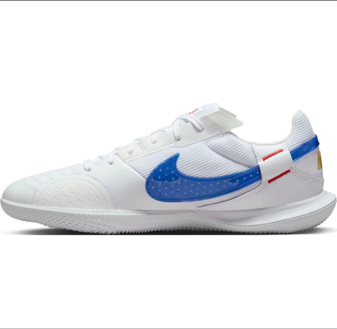 暮らしNike GATO フットサルシューズ ホワイト/ブルー26.5cm