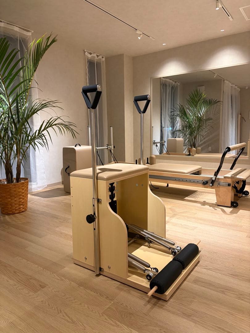 ヨガ・ピラティス　チェアー