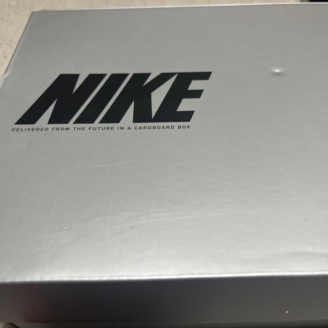 Nike Tiempo サッカーシューズ 緑色