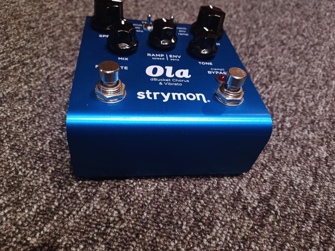 ギター strymon Ola