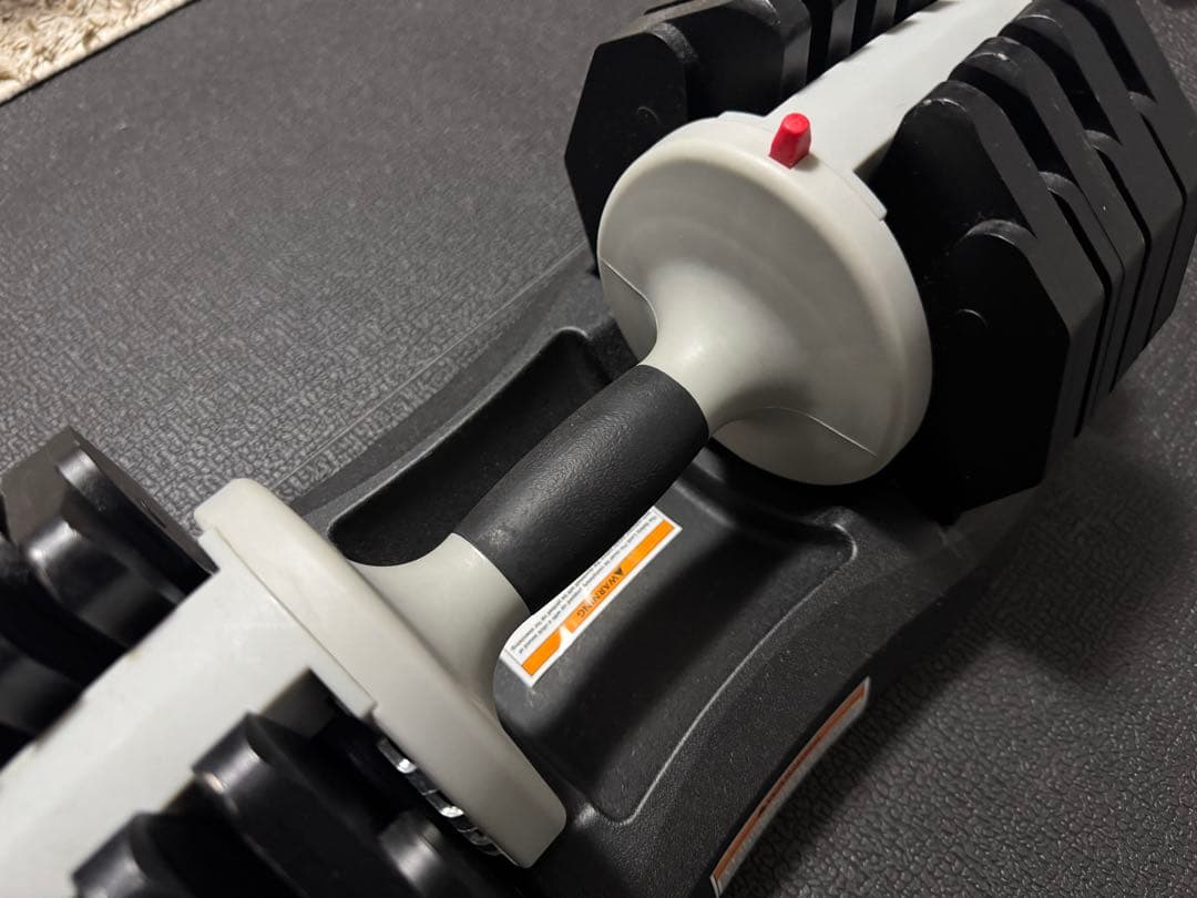 ①可変式ダンベル1個 25.0kg 2.5Kg刻みで調整可能