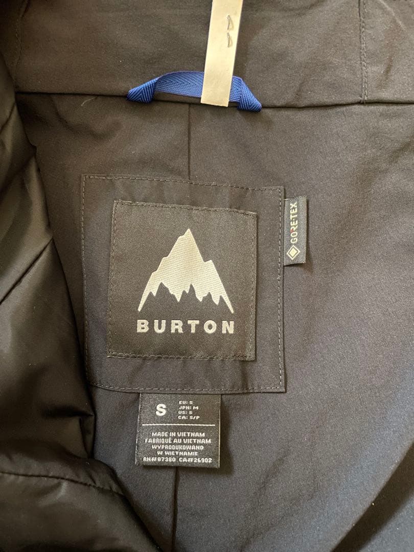 BURTON スノーボードビブパンツ　クリーニング済GORE-TEX ブラック
