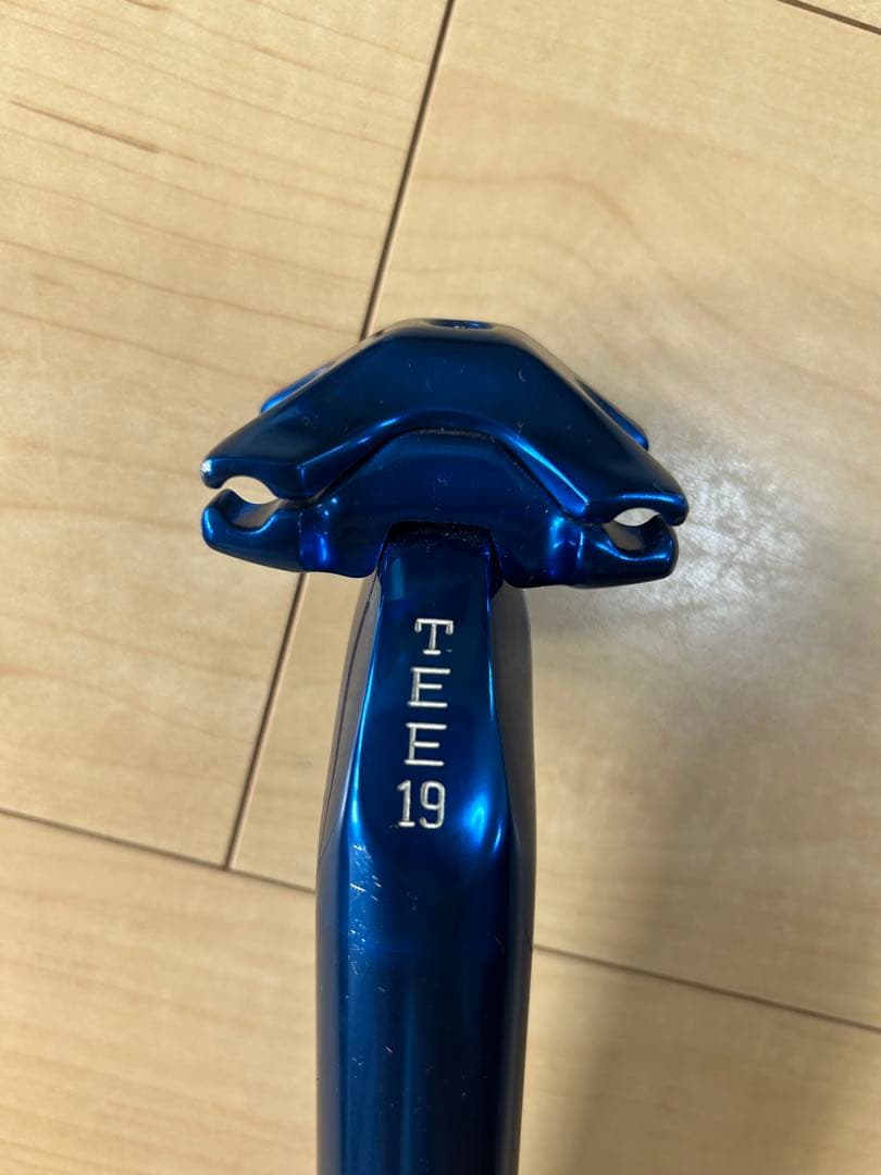 自転車　ピスト　サドル+シートポスト