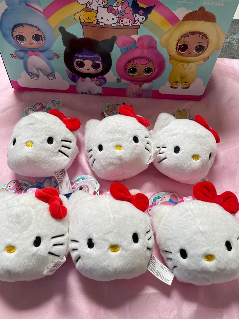 最新作　LOLサプライズ　ハローキティ&フレンズ　全6種類リバーシブル