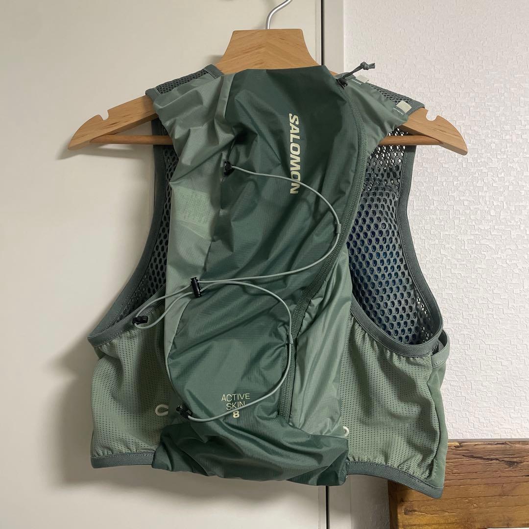 ウォーキング・ランニングウェア Salomon skin8