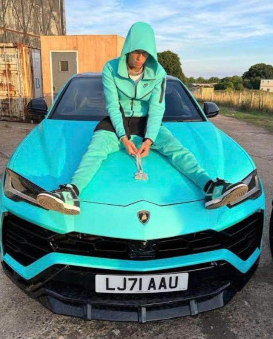 美品 central cee着用 NIKE テックフリース セットアップM