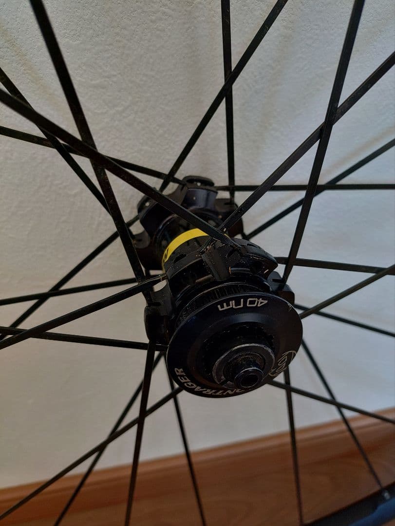 Mavic キシリウムust ディスク　フロント