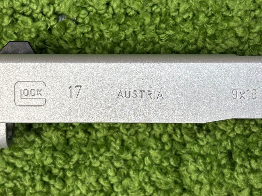 サイドアームズ　東京マルイ グロック17 Gen3 セラコートシルバースライド