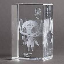 ソメイティ　クリスタル　置物