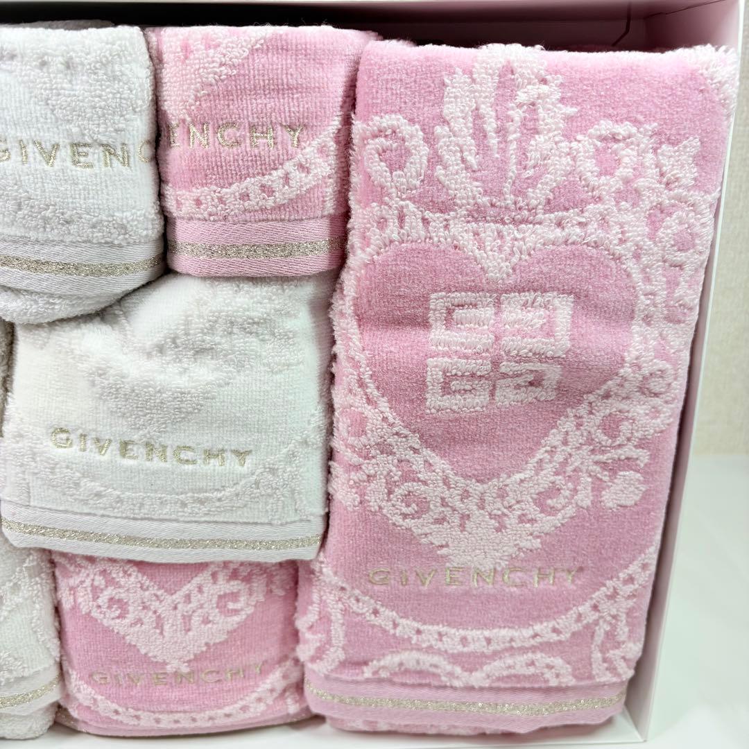 GIVENCHY ジバンシー　タオルセット　メダイヨン　タオルギフト　大容量
