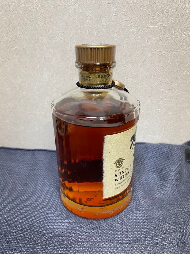 送料込未開栓サントリー 響 HIBIKI ウイスキー 箱入りSH-01金キャップ