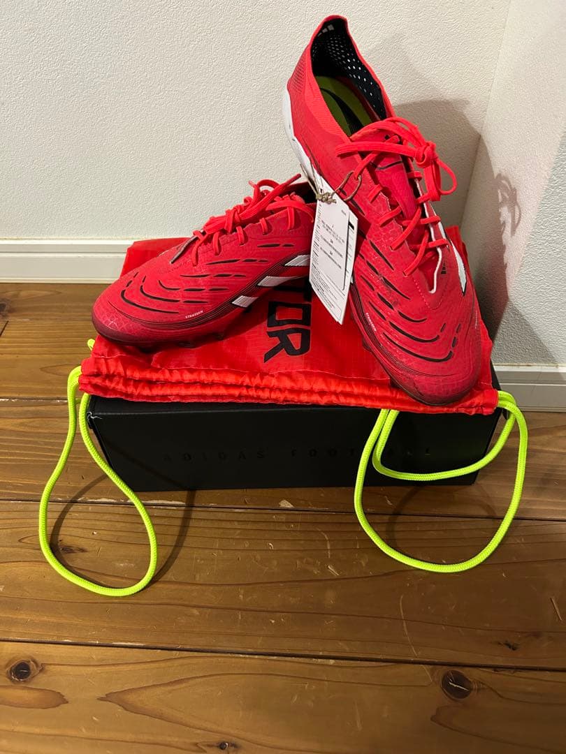 アディダス　プレデターELITE HG/AG ジャパン