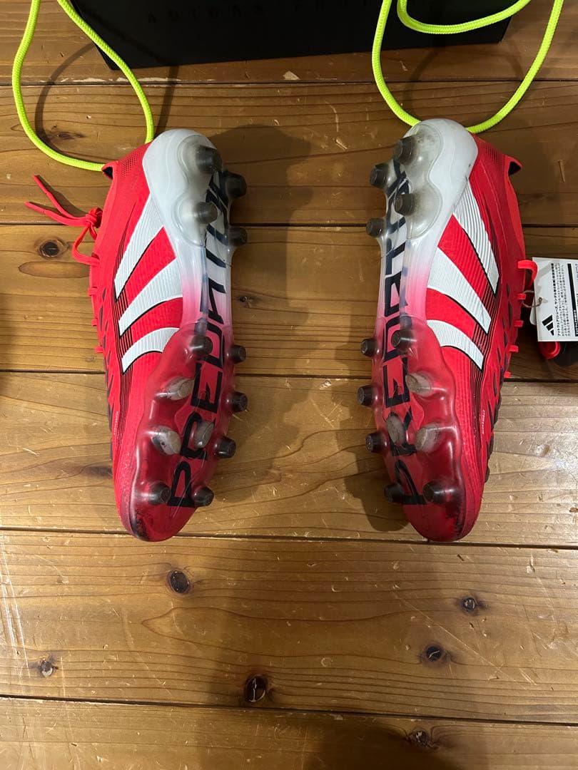 アディダス　プレデターELITE HG/AG ジャパン