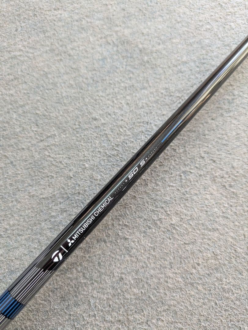 新品未使用 最新テーラーメイドQI4D純正シャフト REAX50S