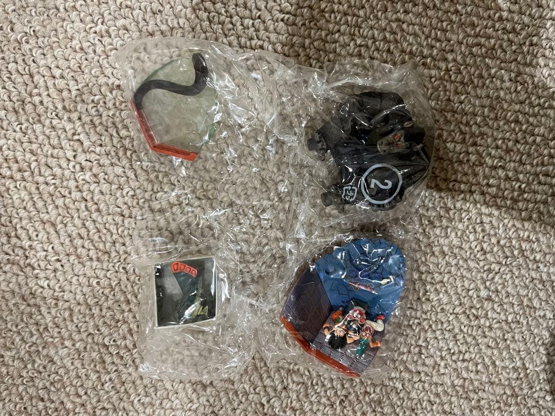 内袋未開封品ドラゴンボールカプセル この世はでっかい宝島　BP含む色彩全8種