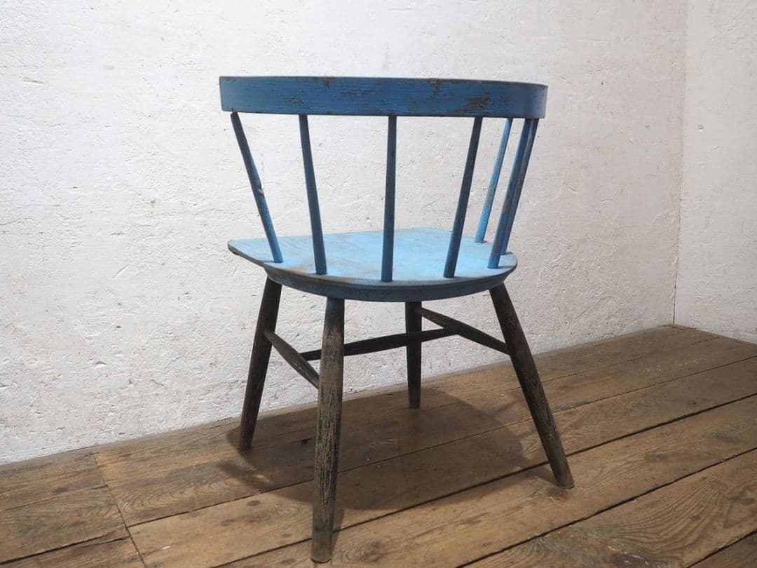 1338 シャビーシックなチェア　椅子　イス　オブジェ　レトロ　ビンテージ　花台