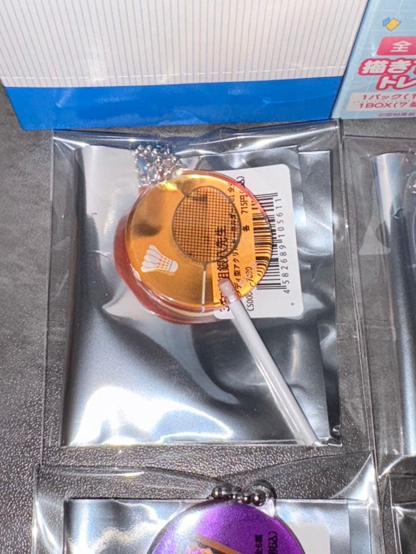 3年Z組銀八先生　缶バッジ　アクリルキーホルダー　まとめ売り　未開封3BOX