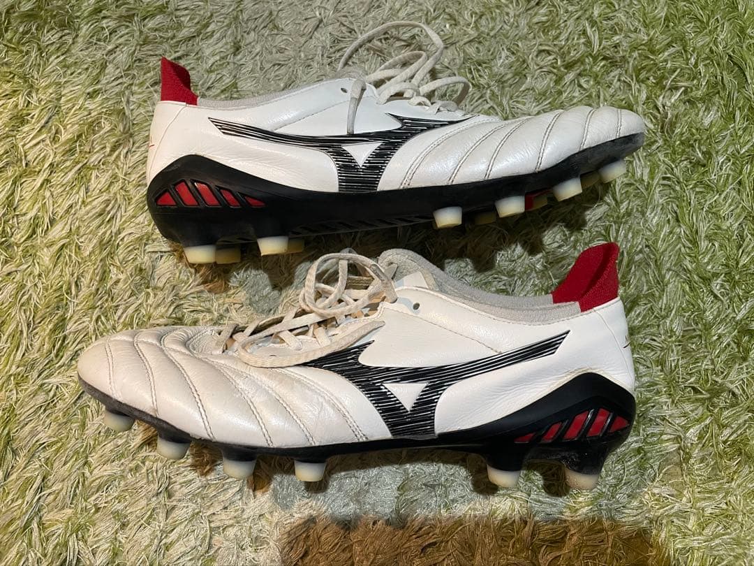 ミズノ　モレリアネオ3Japan 24cm