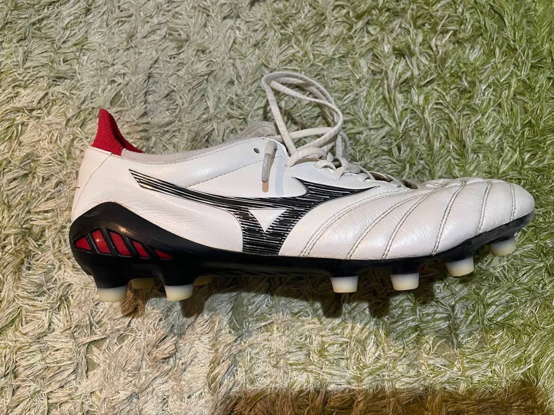 ミズノ　モレリアネオ3Japan 24cm