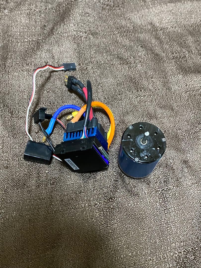 ヨコモ　BL-RS ESC ZEROブラシレスモーター13.5T 値下げ不可