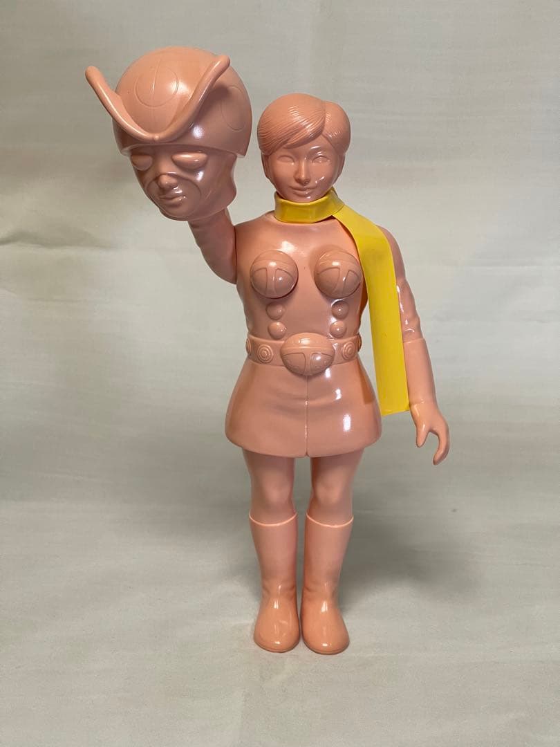 仮面ライダーストロンガー　電波人間タックル　無版権ソフビ　未塗装キット