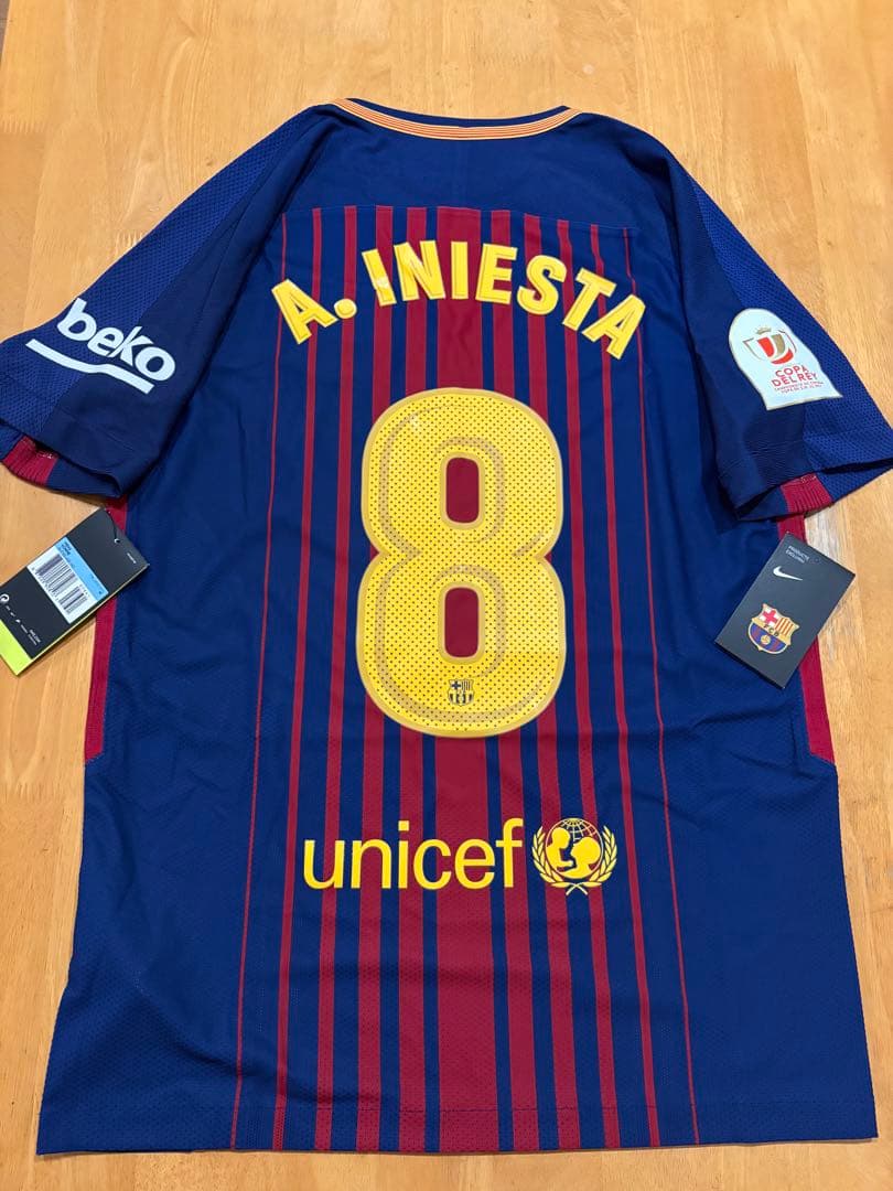 正規品 オーセンティック 新品 バルセロナ 17/18 国王杯 イニエスタ M