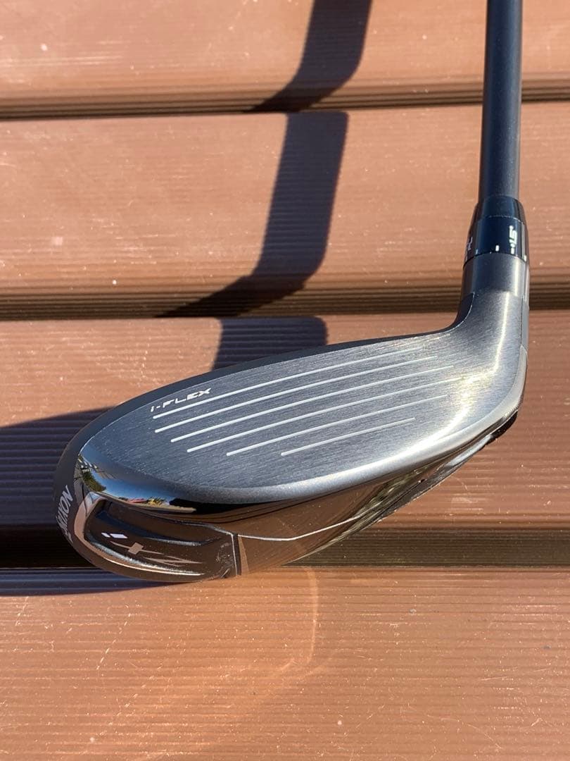 【未使用に近い】SRIXON ZXi ハイブリッド　UT4/22° ヘッドカバー