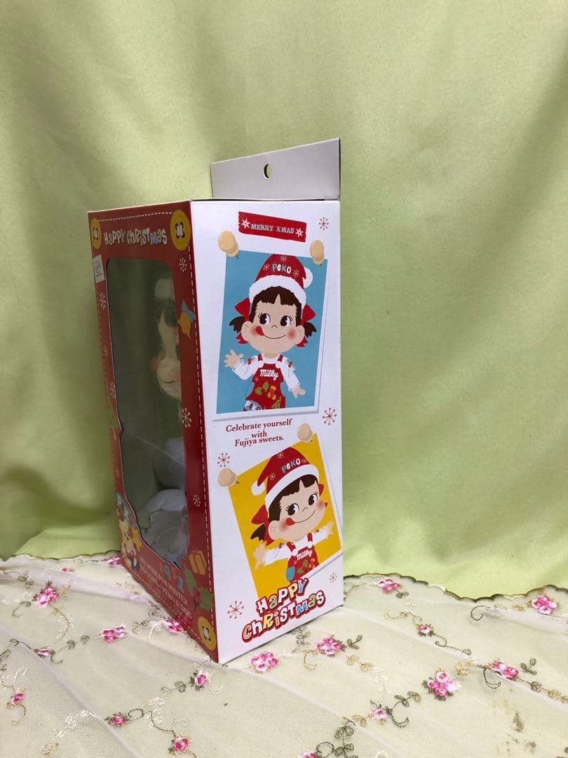 新品未開封未使用！ペコちゃん 1951年クリスマスフィギュア当時物レア