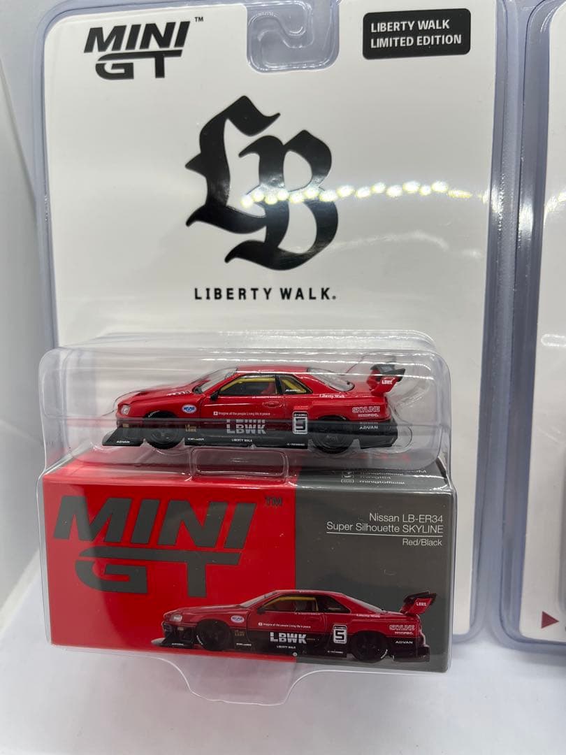 MINI GT Nissan LB-ER34 スカイライン 2台セット