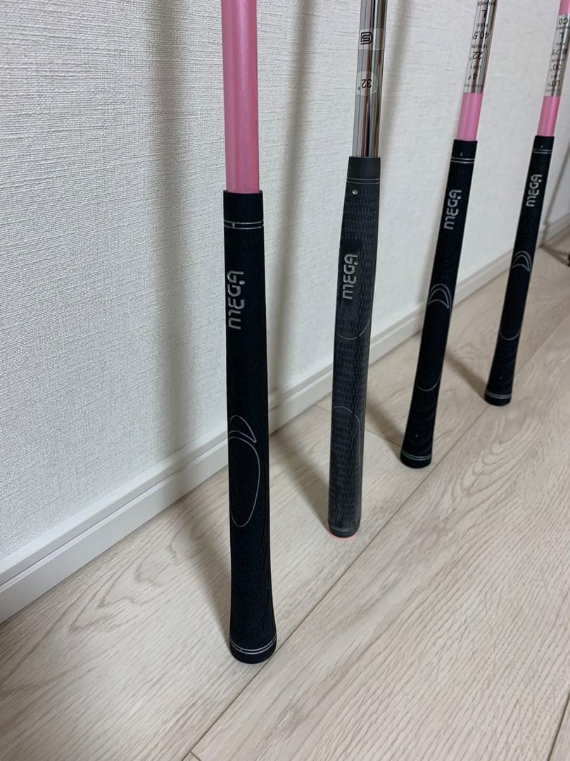 ブリヂストン　ELLE  レディース ゴルフクラブセット